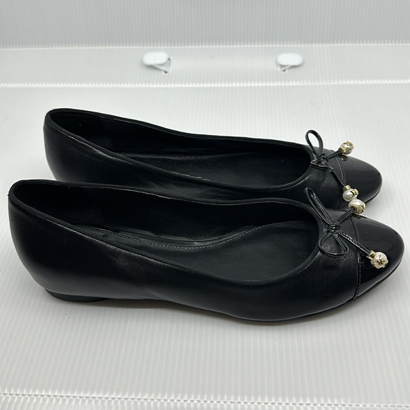 BN Michael Kors Gia bow pearl embellished black leather ballet flat shoes, Sz7.5 - Picture 3 of 10